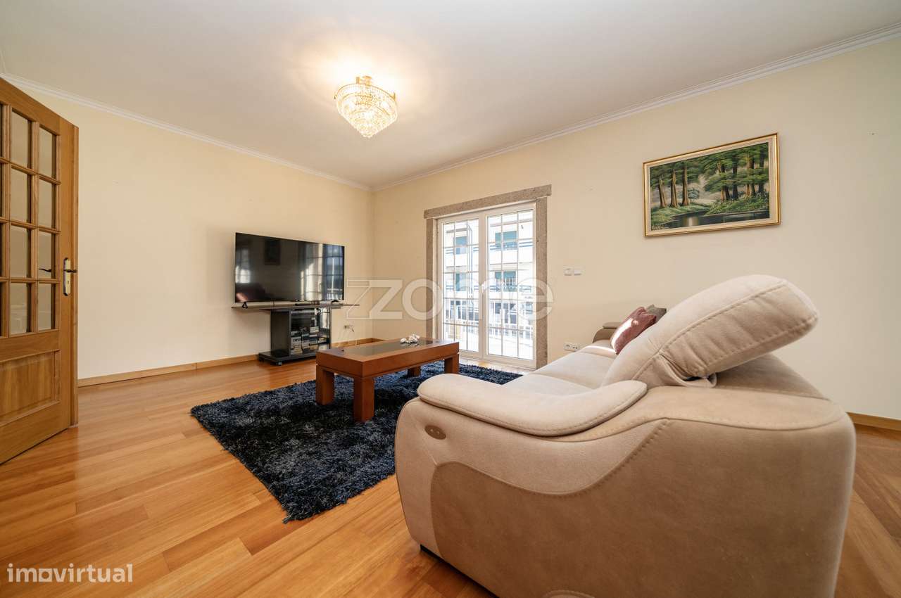 Moradia Individual T5 com 385 m2 em Frossos - Braga! - Grande imagem: 5/51