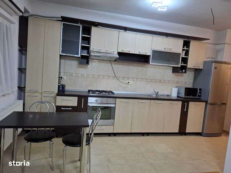 Inchiriez ap. 3 camere in M.R. (la intrarea in cartier din str. Osiei) - Imagine principală: 5/7