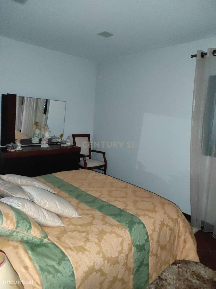 Moradia em Lagoa Parada - Santiago da Guarda - Ansião-12