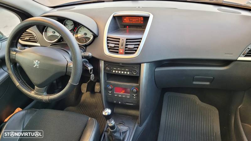 Peugeot 207 SW 1.6 HDi Outdoor FAP - 23