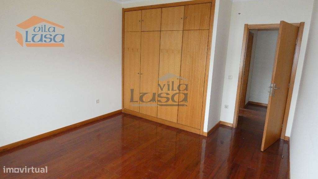 Moradia T3 + escritório, em Campo, Valongo, (ao cruzamento do Pe Am...-17