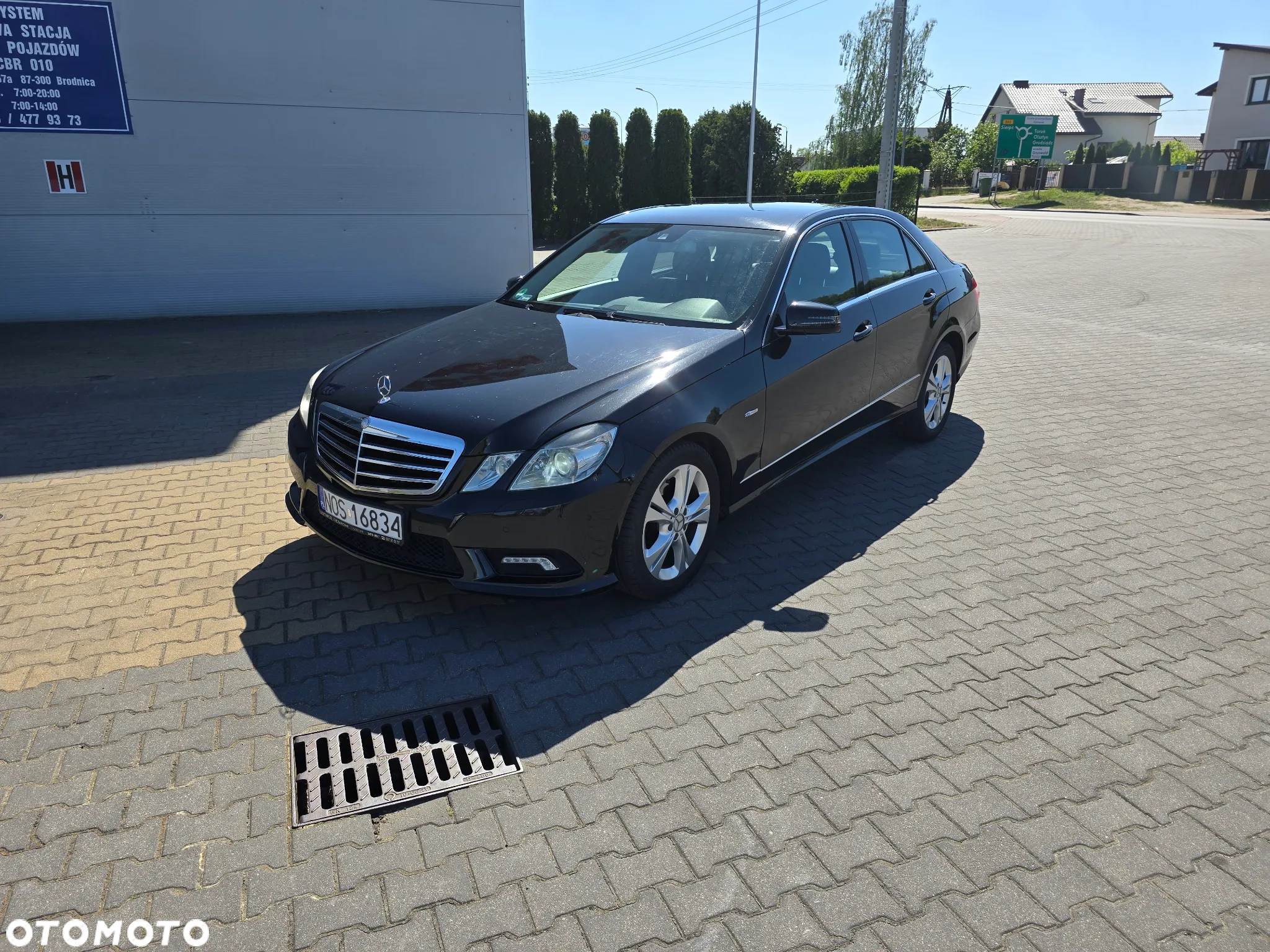 Mercedes-Benz Klasa E 200 BlueTEC 7G-TRONIC - 2