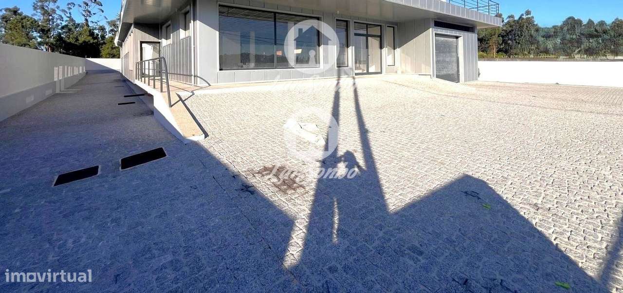 Armazém em  Barcelos - Grande imagem: 2/25