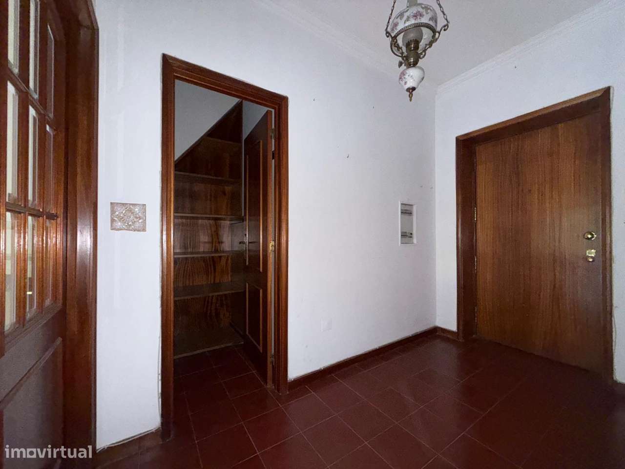 Apartamento T2 c/ terraço no Centro de Ovar-12