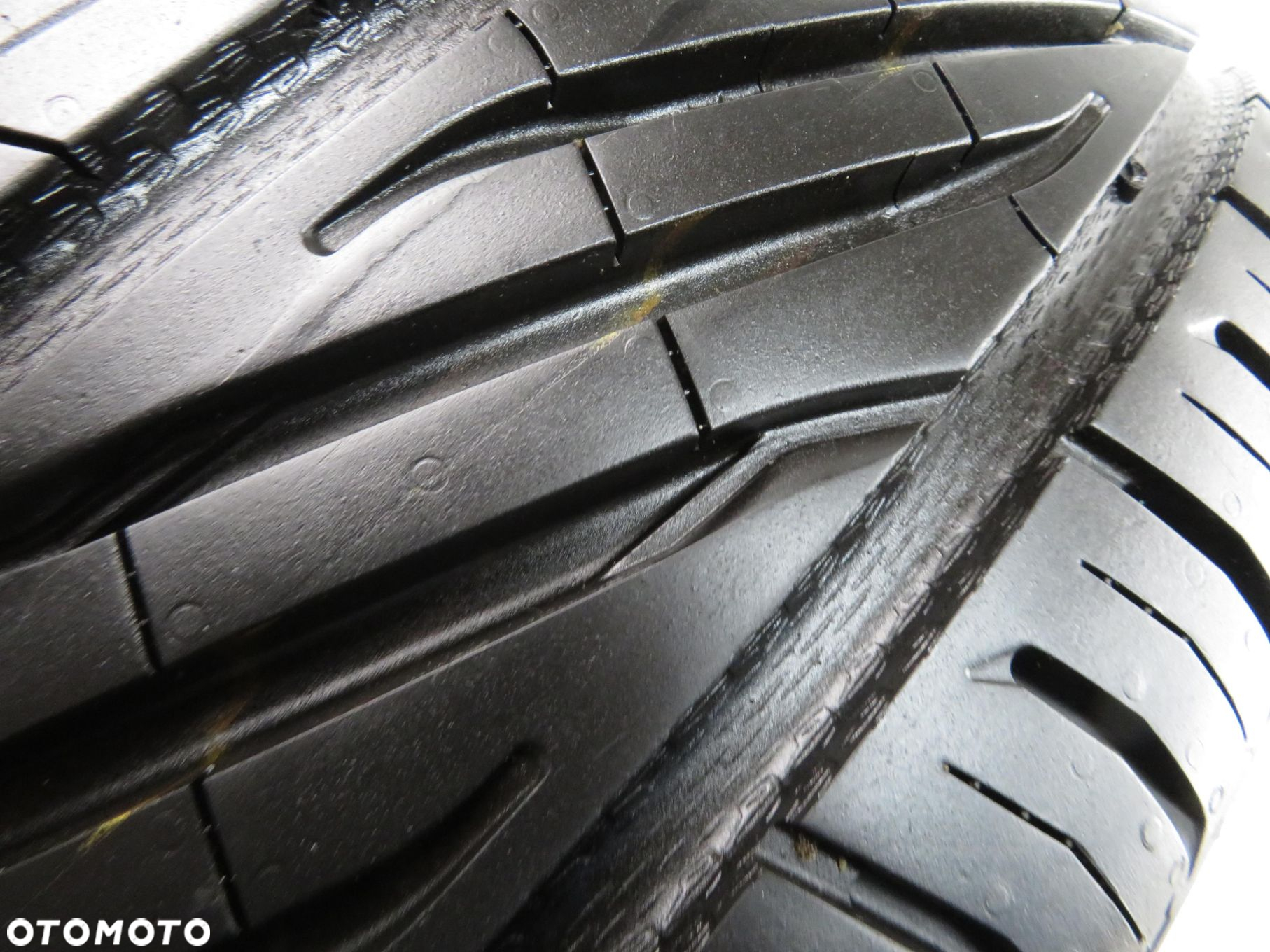 215/35R18 OPONA LETNIA Uniroyal RainSport 5 84Y XL - 4