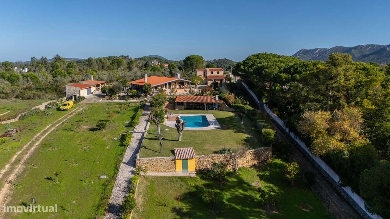 Herdade em Azeitão - Em plena Serra da Arrábida - Grande imagem: 4/51