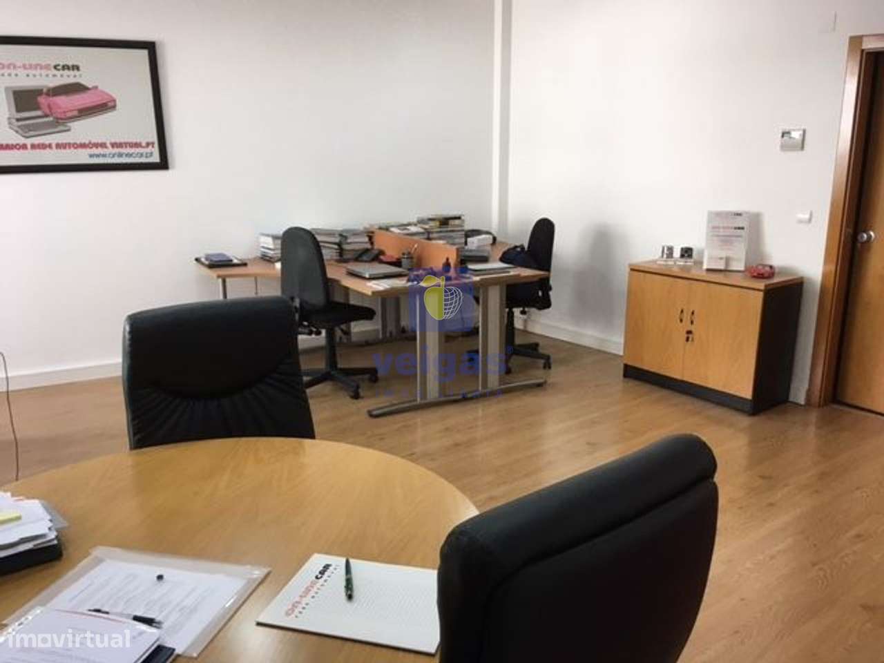 Escritório em open space, localizado na Av. Duque de Loulé, em edifíci - Grande imagem: 4/11