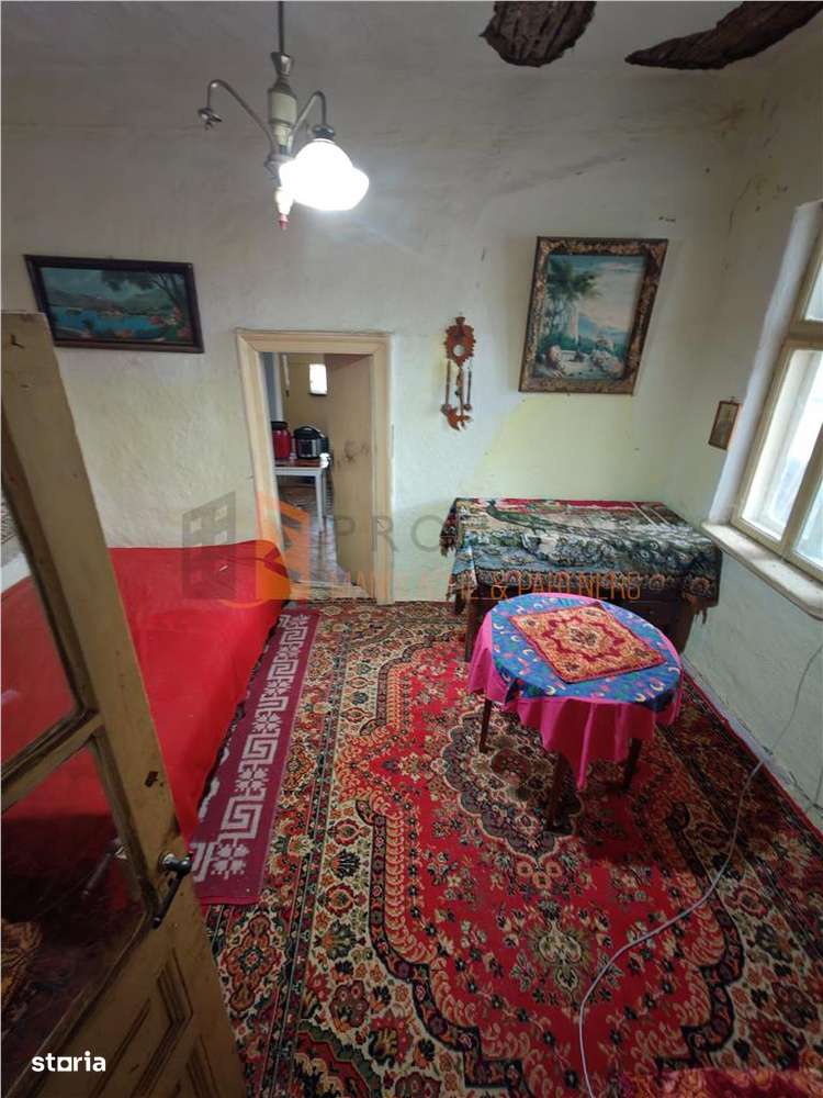 Casa de vanzare si teren 708 mp in zona Victoriei - Imagine principală: 3/11