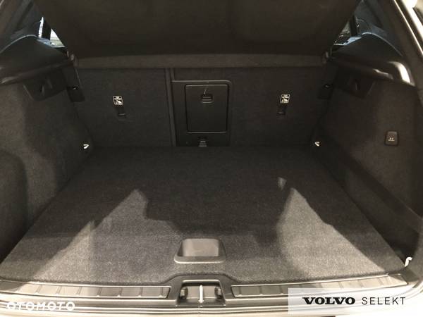 Volvo XC 40 - 9