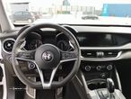 Alfa Romeo Stelvio 2.2 D Super AT8 Q4 - 13