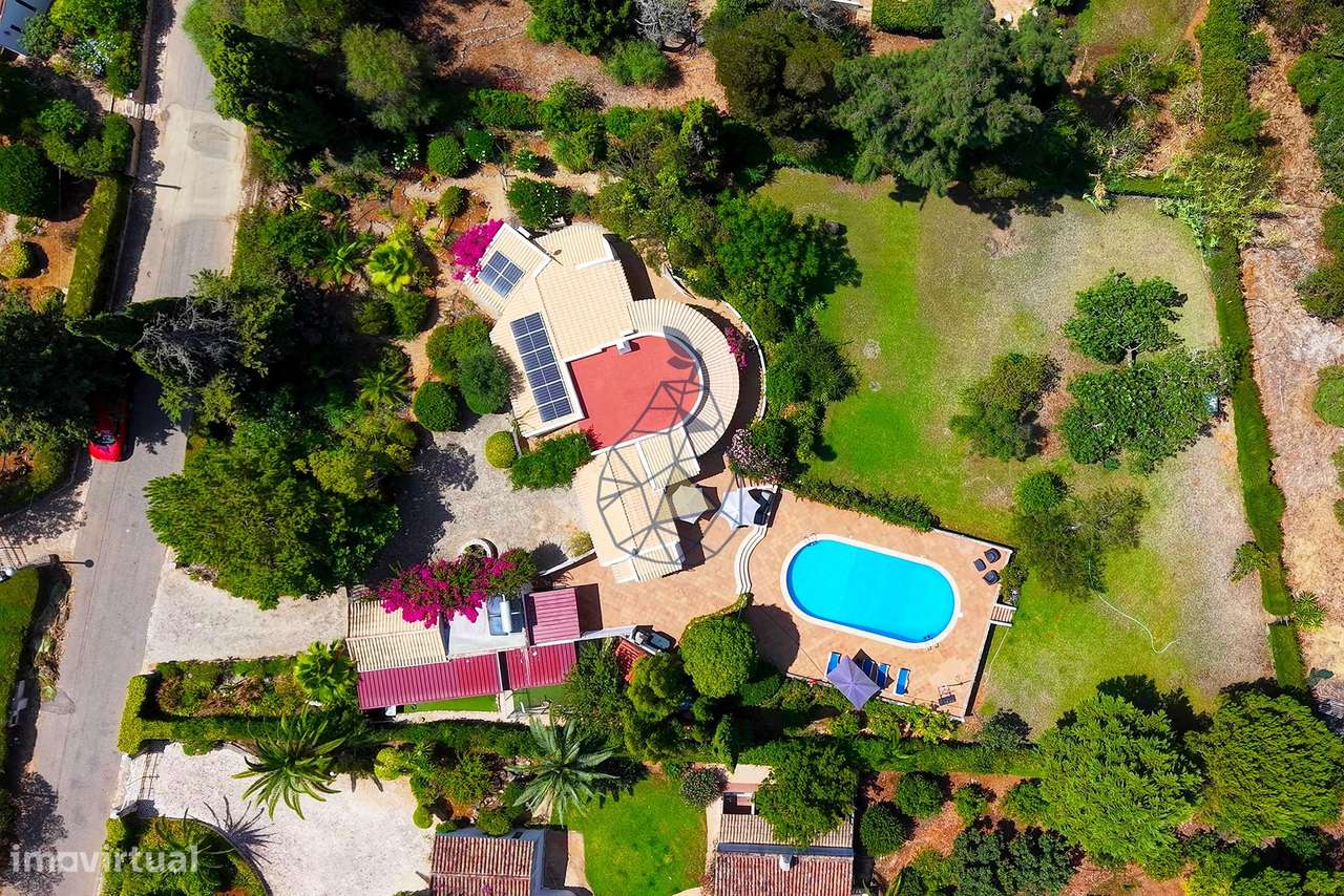 Moradia T3 com Piscina e Jardim + Anexo Urbanização Serra e Mar - Port-58