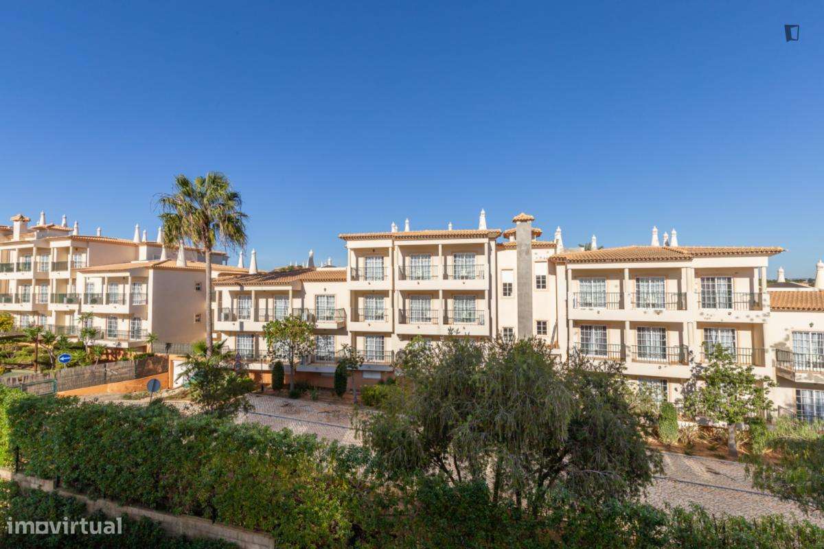 Apartamento com 2 quartos - localizado em Faro - Grande imagem: 4/10