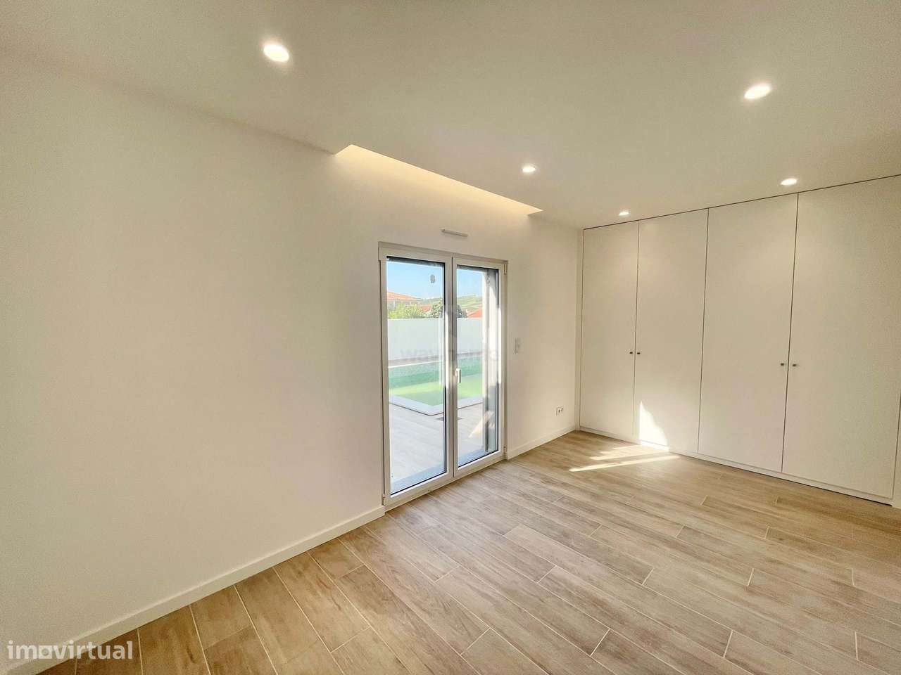 Moradia nova T6 na Ventosa - Torres Vedras-14