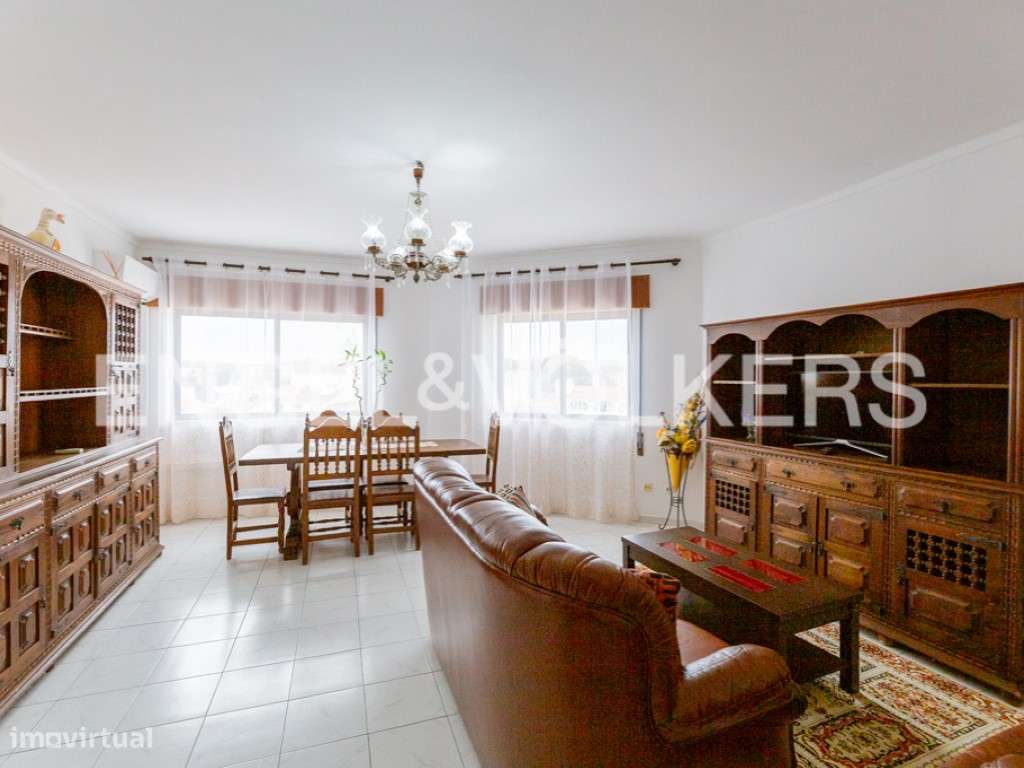 Apartamento no 5º Andar para Arrendar no Centro de Tavira - Grande imagem: 4/18