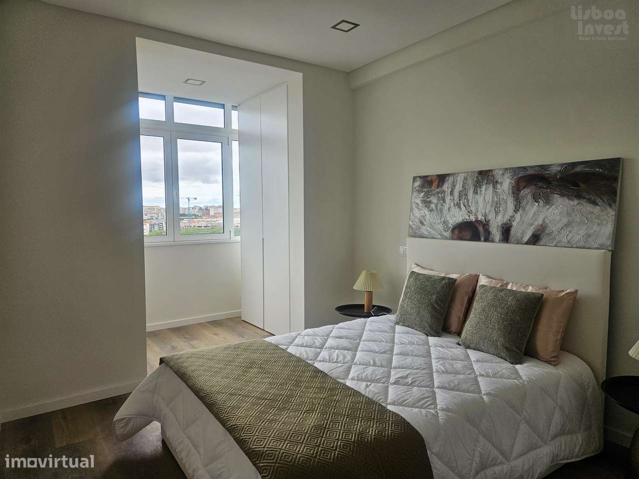 Apartamento T3 Novo com Varanda em Benfica-8