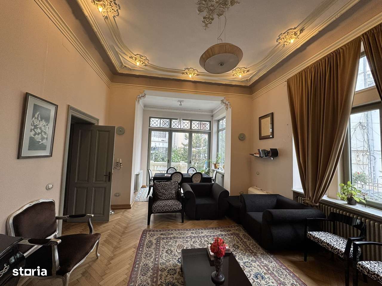 Vila istorica de vanzare in zona *Unirii* | 21 camere | curte, garaj - Imagine principală: 5/20