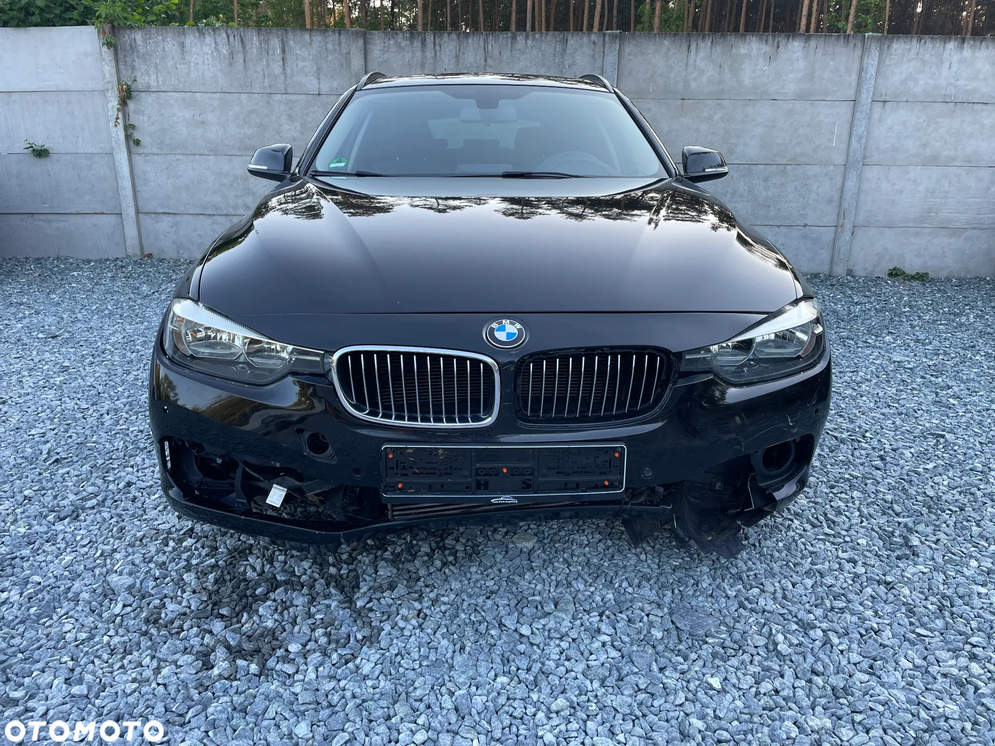 BMW Seria 3 318d - 12