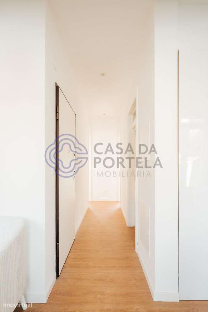 T2 Remodelado com Vista de Rio – São Vicente, Lisboa-6