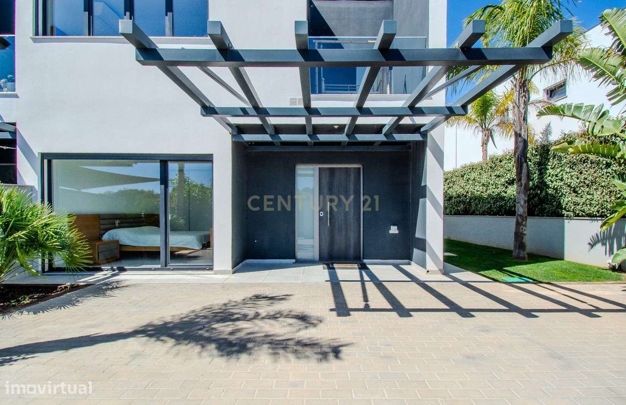 Moderna Moradia T3 +1 com Piscina em Algoz, Silves - Grande imagem: 5/60