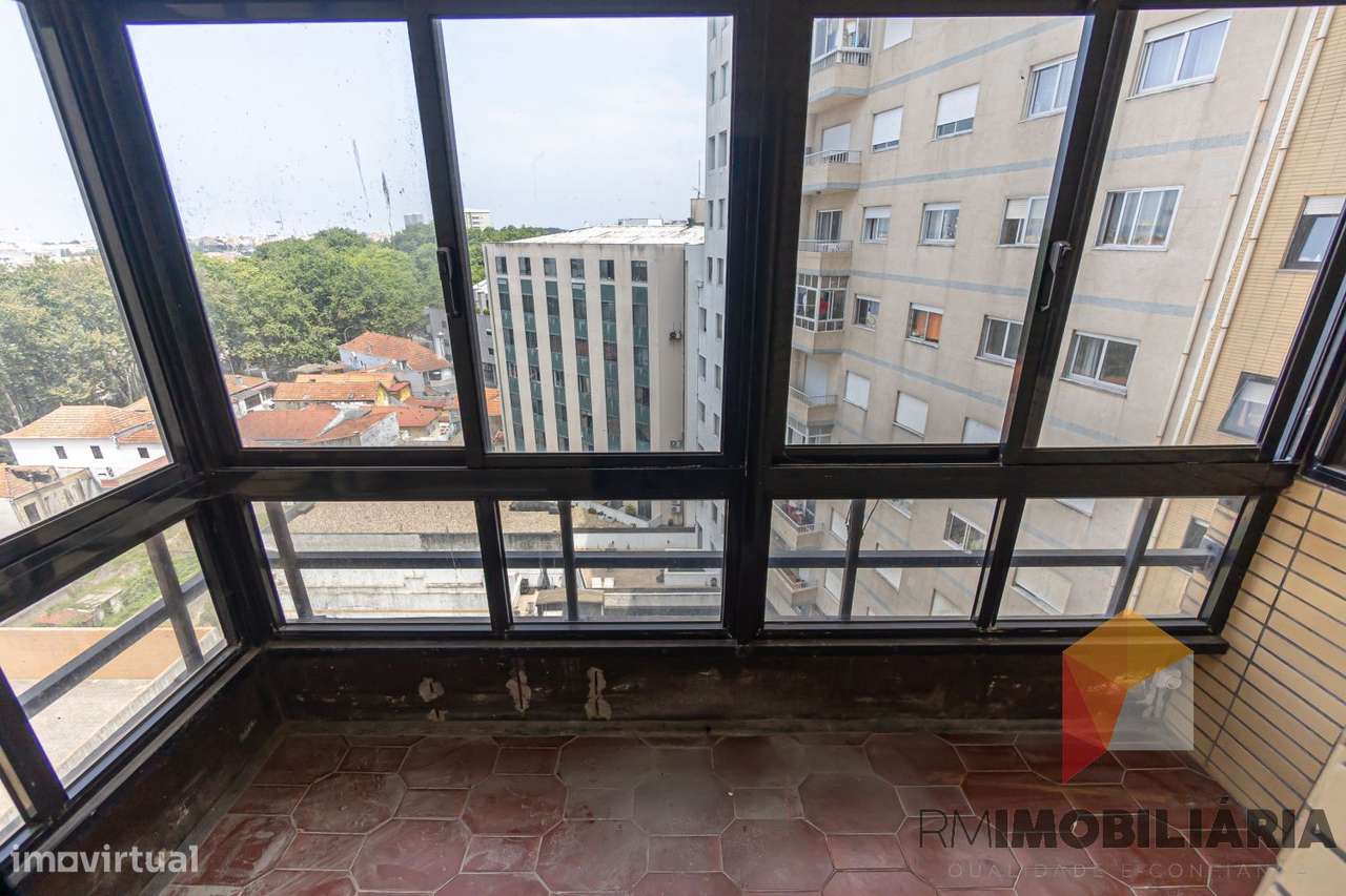 Apartamento T3 no centro de Matosinhos-21