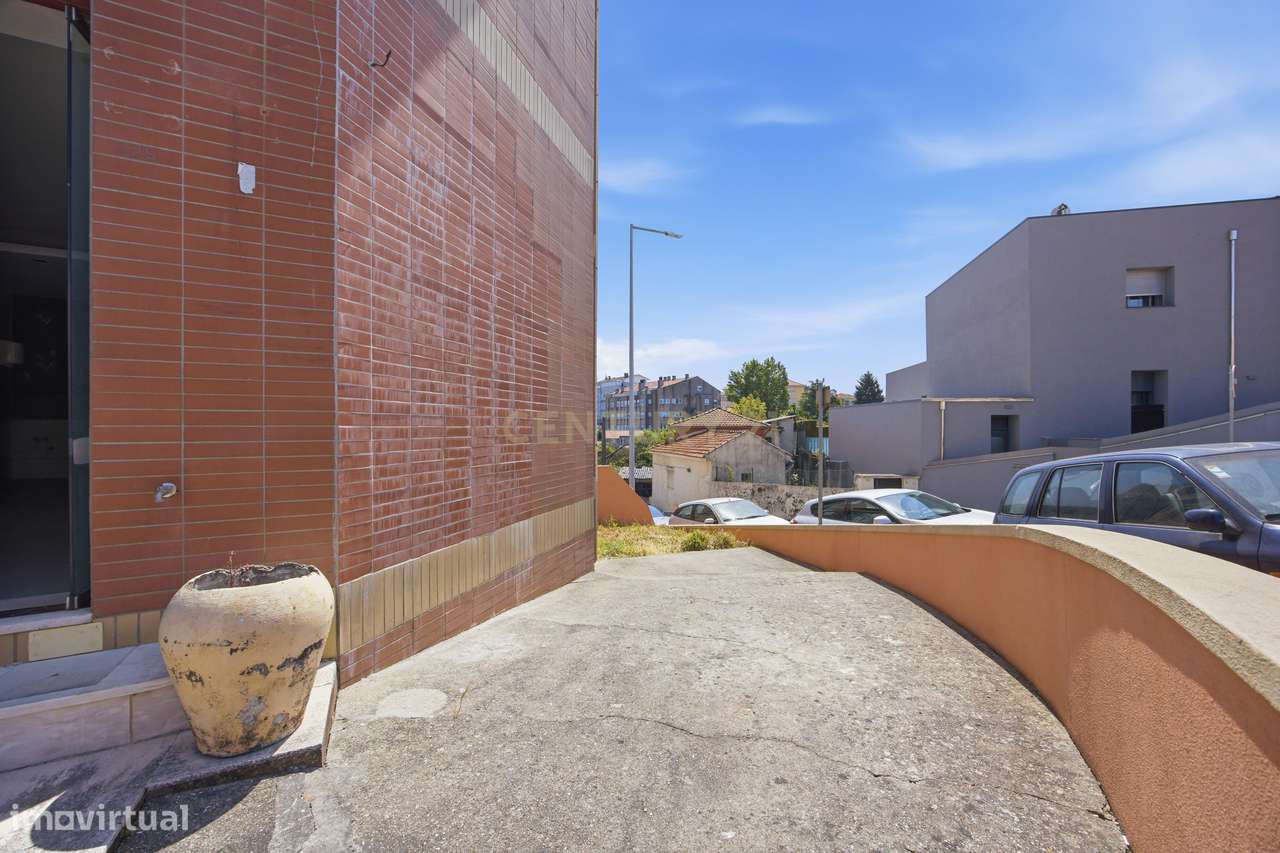 Apartamento T1 para Remodelação-16