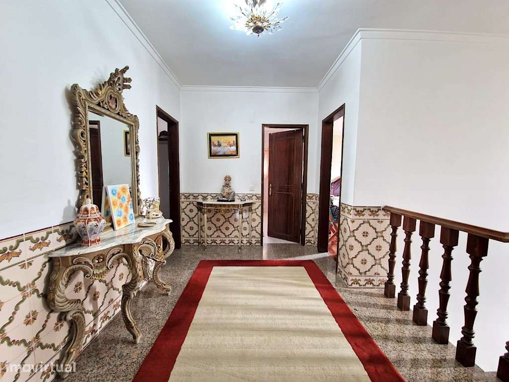 Moradia isolada como nova em Fernão Ferro-26