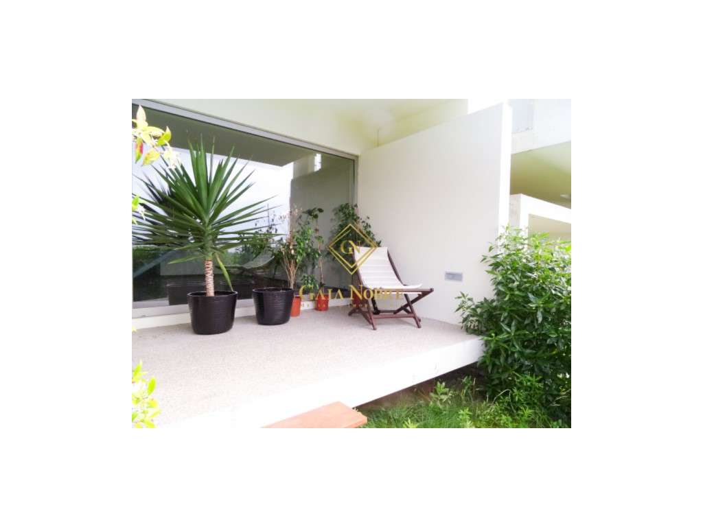 Moradia T4 em Pedroso - Grande imagem: 3/20