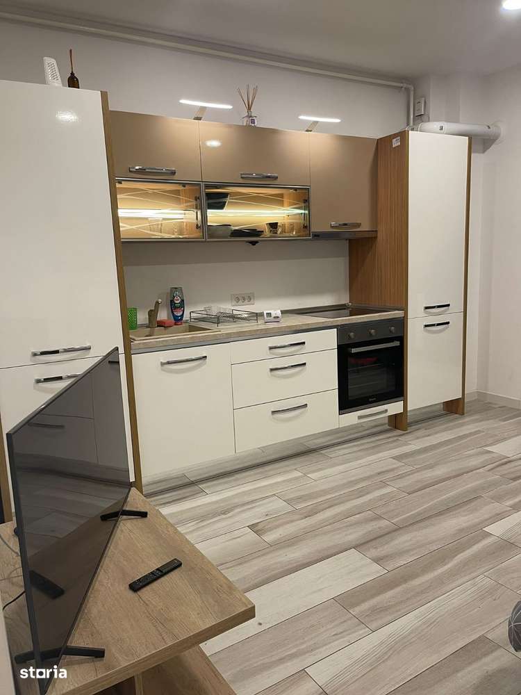 Închiriere 2 camere  Mamaia Summerland, vedere la mare si lac 450€ - Imagine principală: 5/15