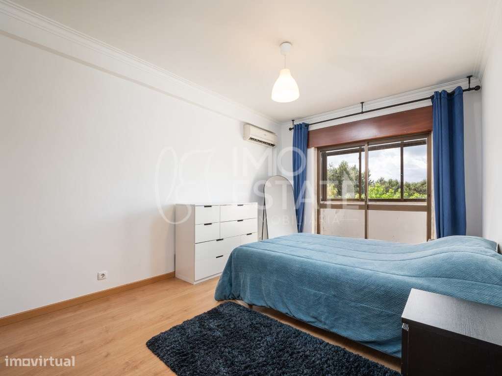 Apartamento T2 Linda-a-Velha-10