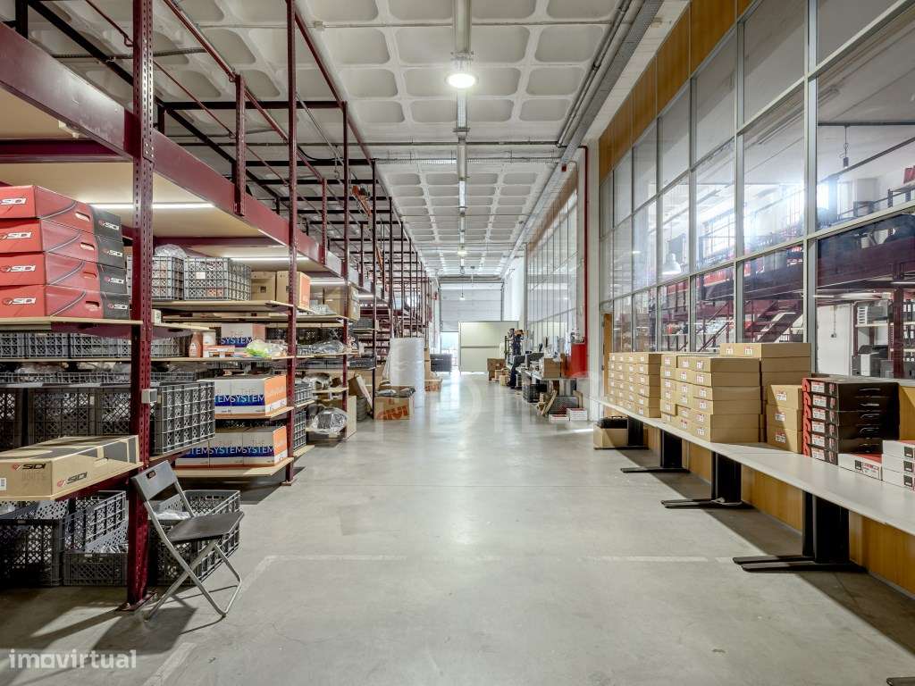 Armazém para arrendar na zona comercial de Alfragide, Amadora - Grande imagem: 5/19
