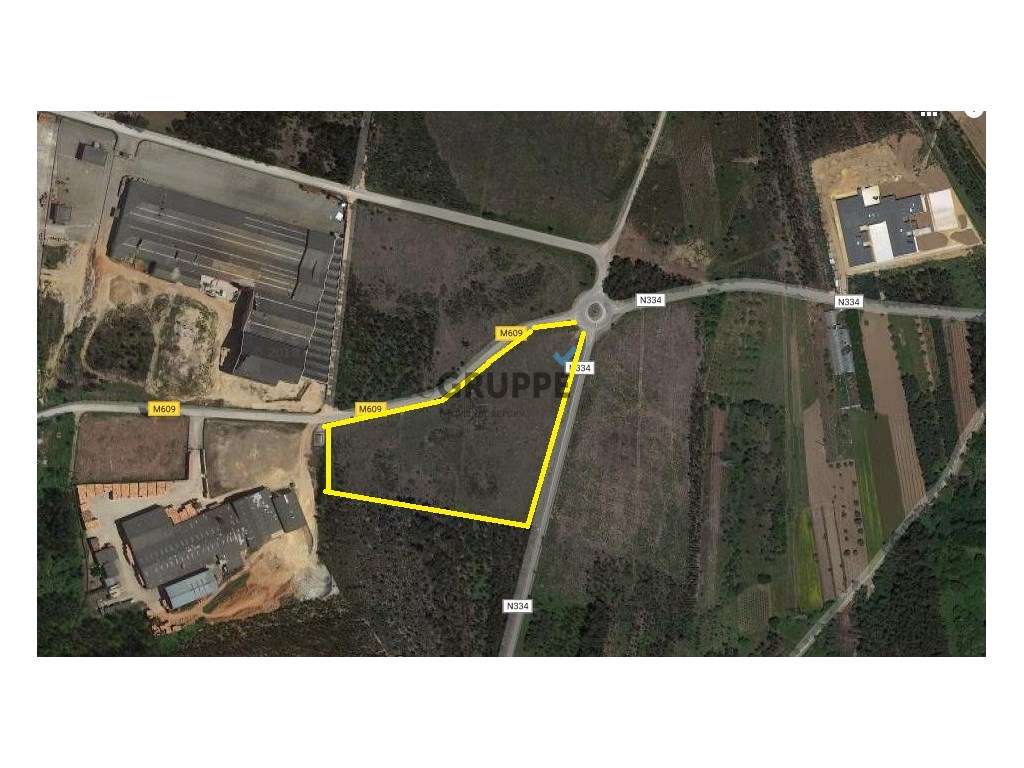 Lote de terreno com cerca de 26.000 m2 inserido em espaço para Ativ... - Grande imagem: 4/5