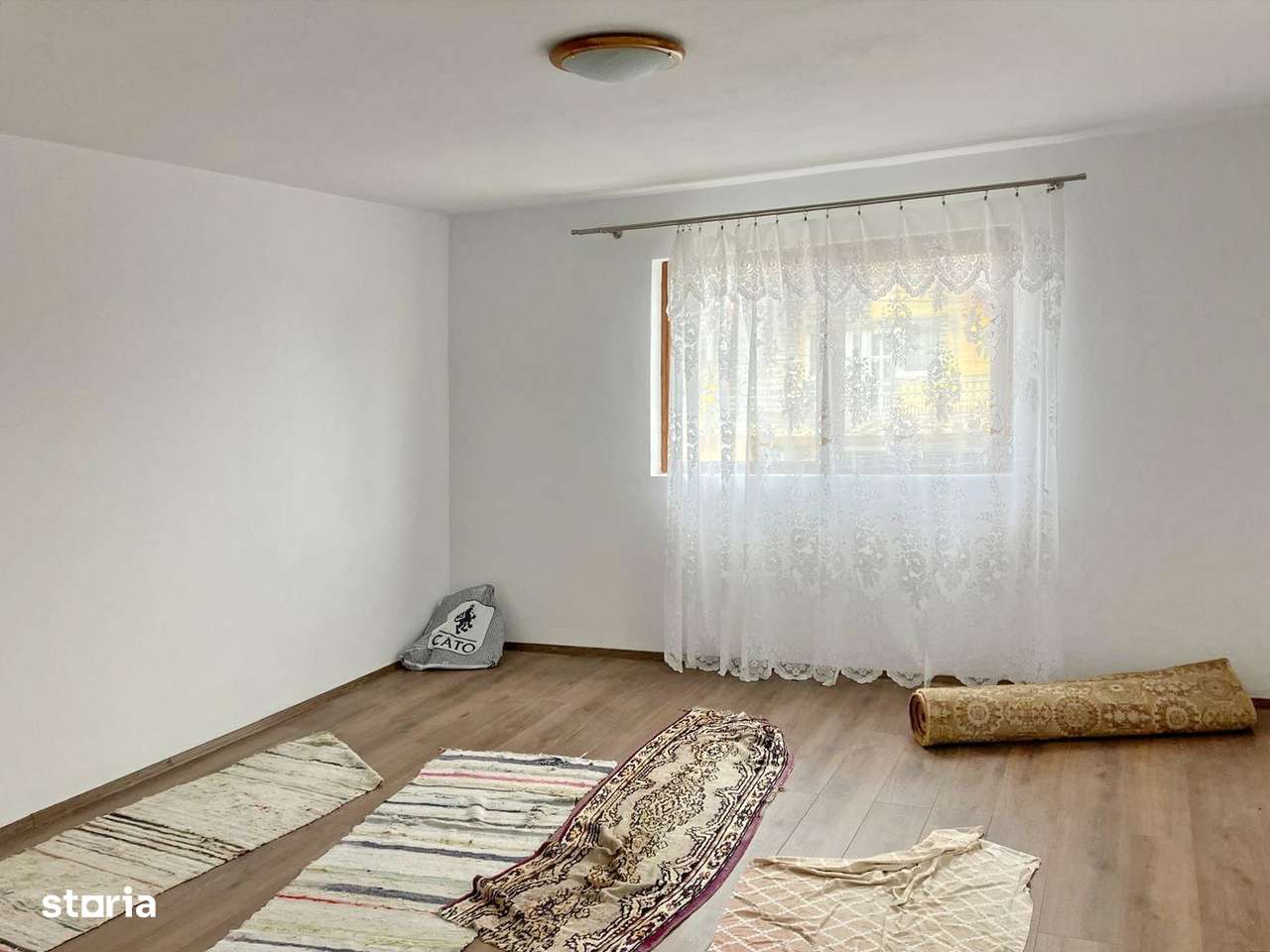 Vanzare Casa Sacele Cernatu - Imagine principală: 5/15