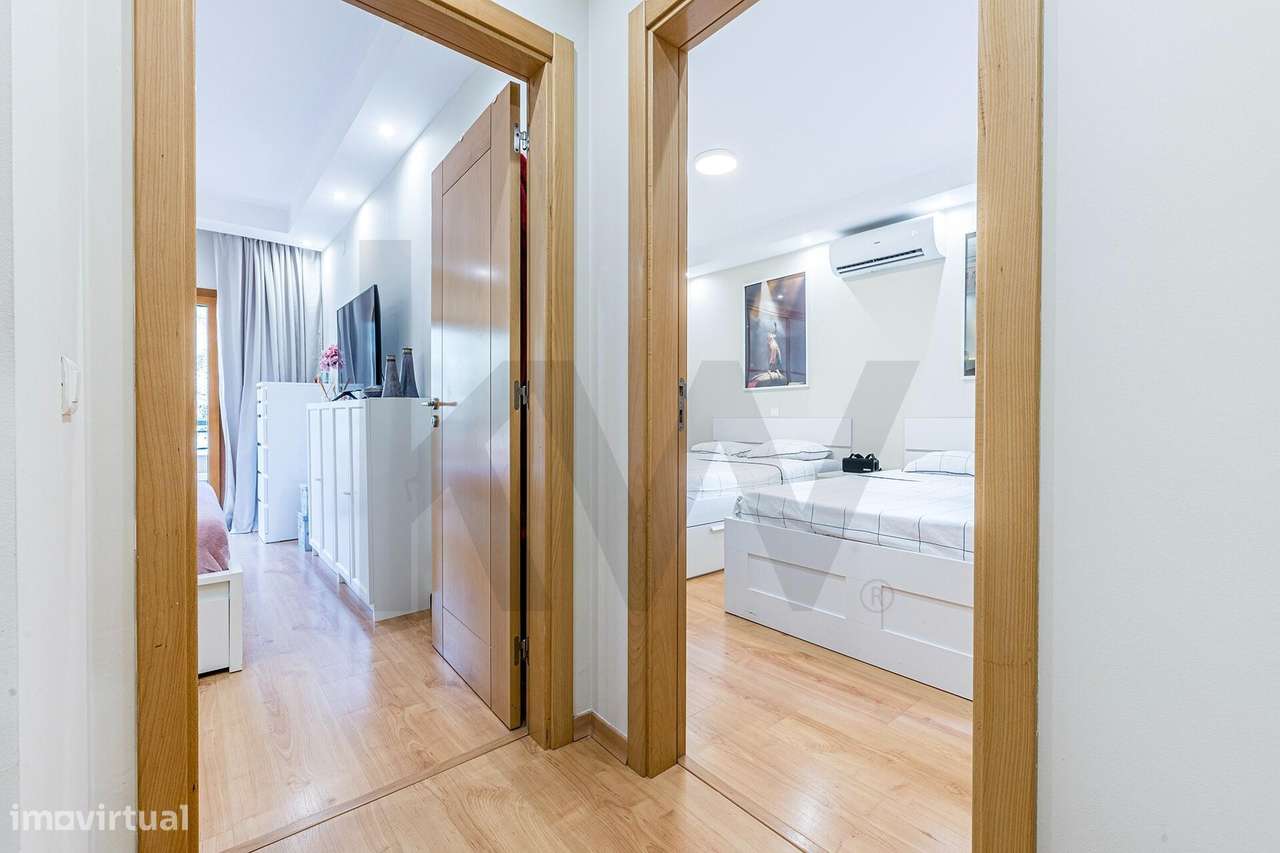 T2 com Box de 50 m2 no Parque Residencial do Almirante – Santo António-17