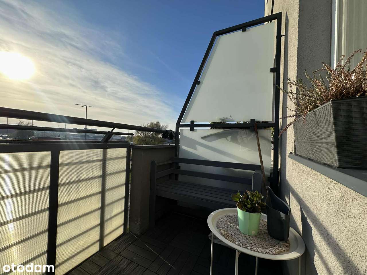 Dwupoziomowe mieszkanie z garażem w Tczewie-12