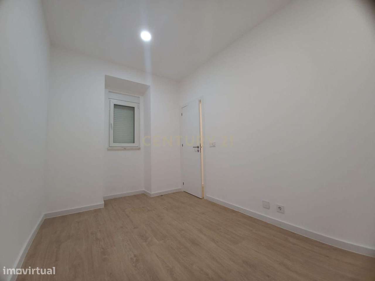 Apartamento T2 em Algés - Oeiras - Lisboa - Grande imagem: 4/11