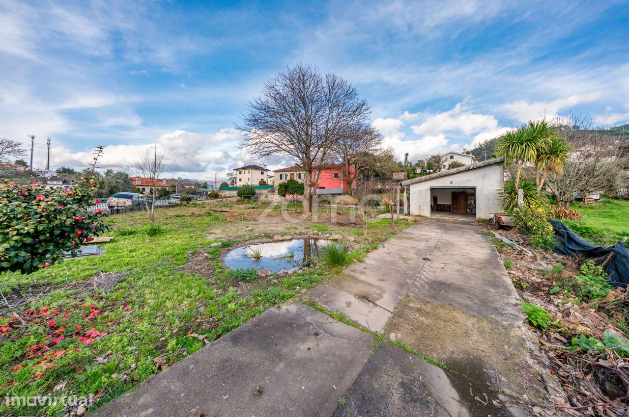 Moradia T3 com lote terreno 1468 m2 em Ponte da Barca-25