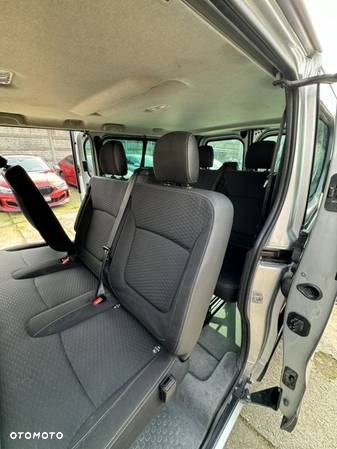 Opel Vivaro - 18