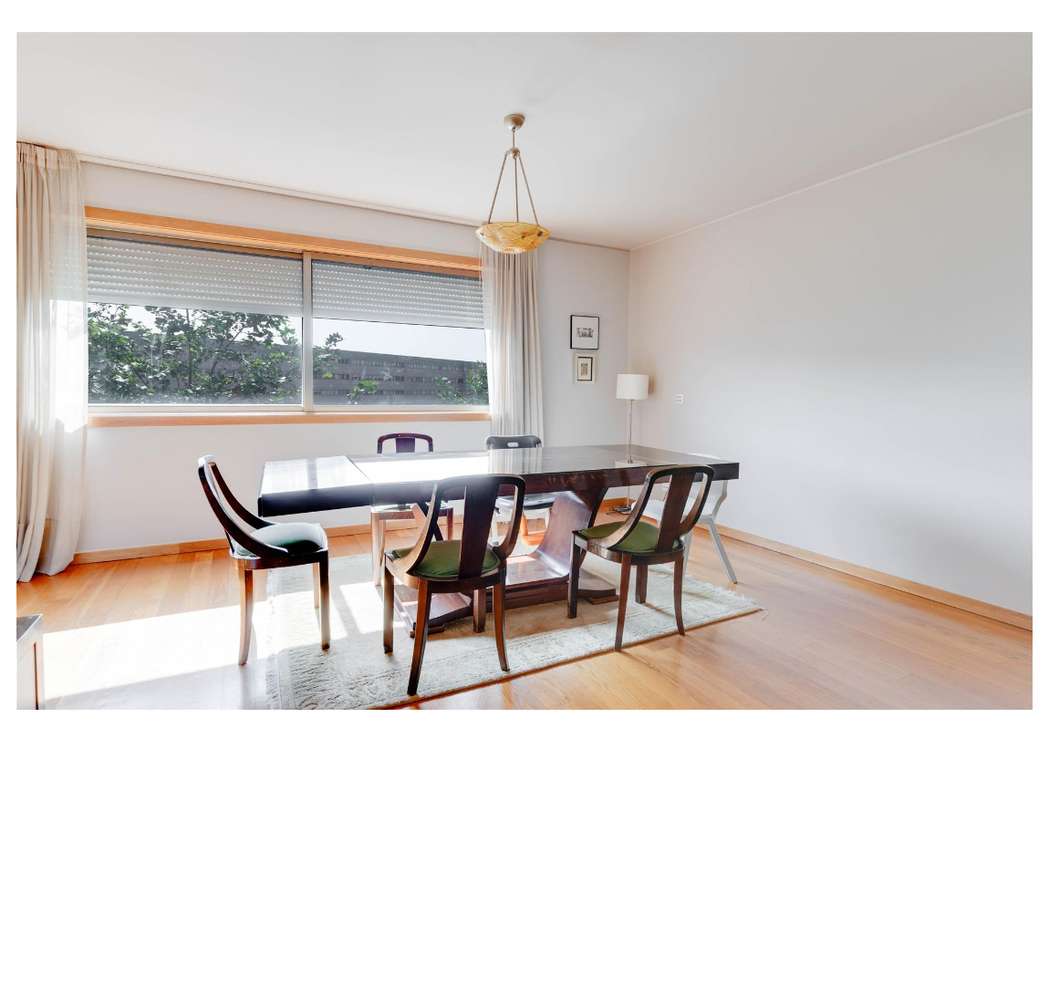 T3 de luxo junto à praia-5