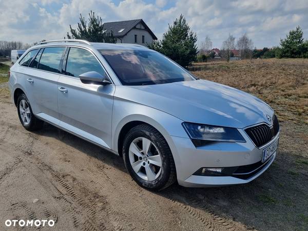 Skoda Superb 2.0 TDI 4x4 Ambition DSG - 2