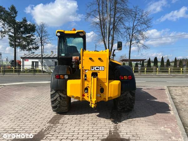 JCB 560-80 Agri Plus - 4