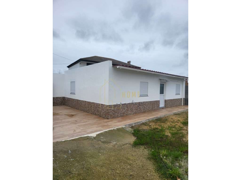 Excelente Quinta Bi familiar ou de Investimento-27