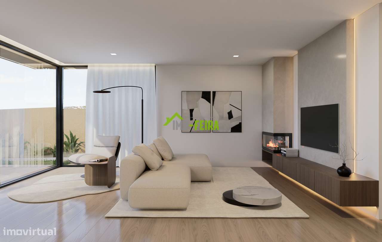 Moradia T3 com jardim e garagem em Fornos-14