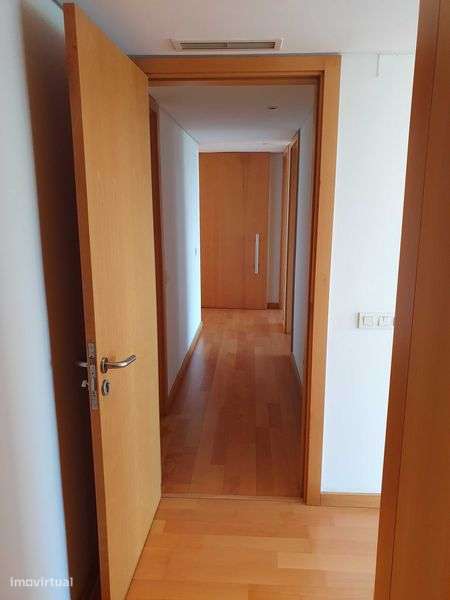 T3 Premium junto ao Rio - Condomínio de luxo - Grande imagem: 5/11