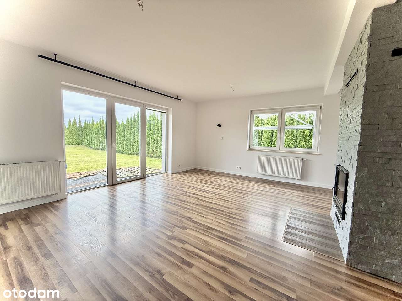 Dom GOTOWY do ZAMIESZKANIA-Komfortowy układ z GARAŻEM i OGRODEM-154 m2-6