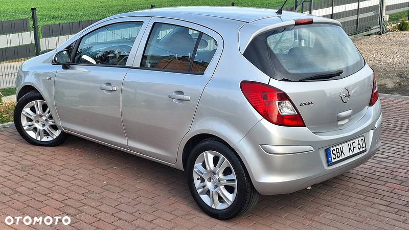 Opel Corsa - 28