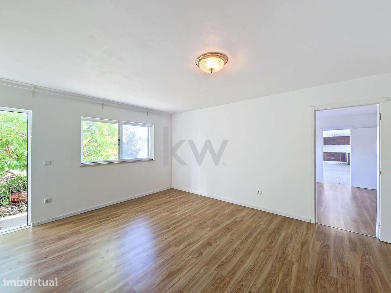 Moradia com 6 quartos, piscina aquecida, anexo e terreno com 2500m2 em-54