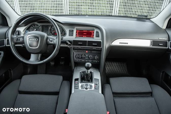 Audi A6 2.4 Quattro - 25