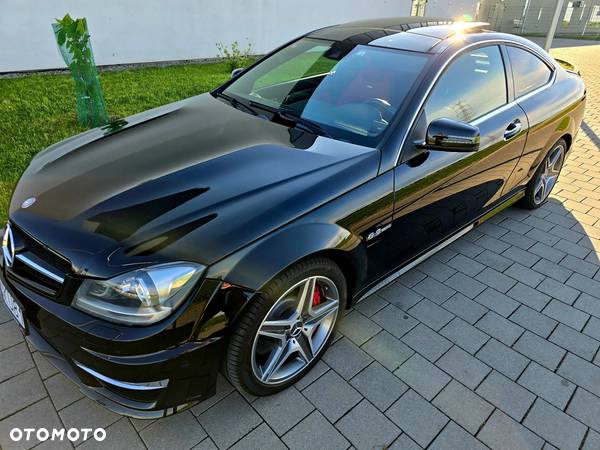 Mercedes-Benz Klasa C 63 AMG Coupe AMG SPEEDSHIFT MCT - 5