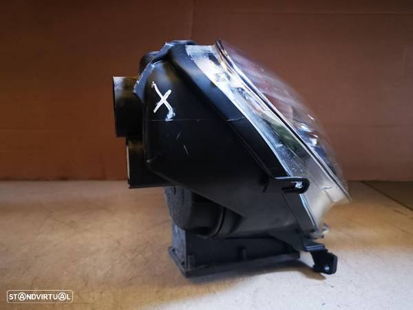 PEUGEOT 607 FAROL XENON DIREITO - FF224 - 7