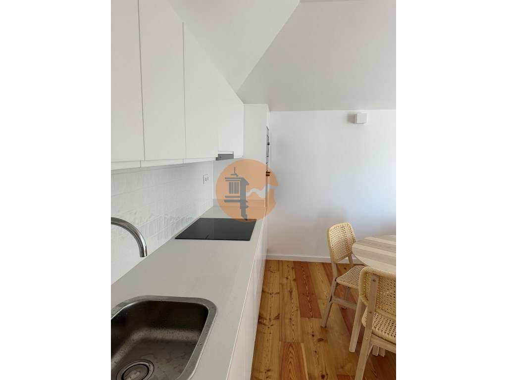 Apartamento T1 Novo, mobilado, anual, no Centro Pombalino de Vila R... - Grande imagem: 4/31
